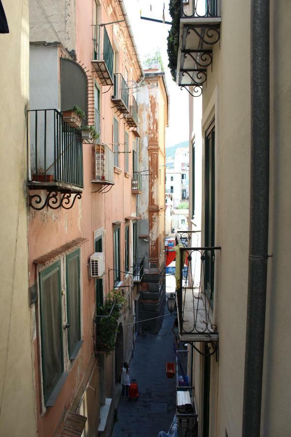 Apartamento Arcadia 55 Salerno Exterior foto